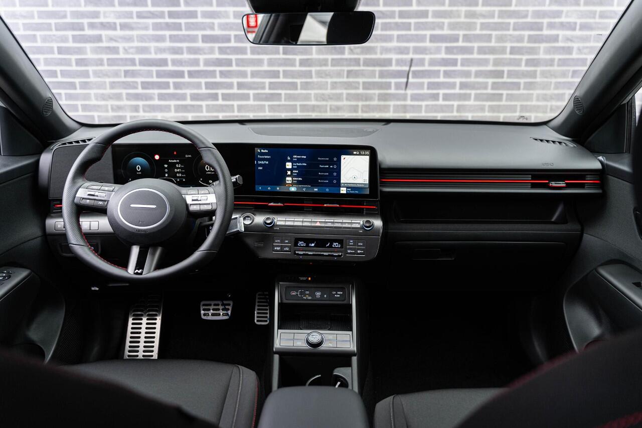 Hyundai Kona 1.6 GDI HEV N Line | Adaptive Cruise Control | Navigatie | Dodehoek Detectie | Climate Control | Achteruitrijcamera | Parkeersensoren |