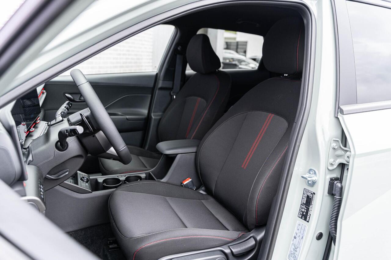 Hyundai Kona 1.6 GDI HEV N Line | Adaptive Cruise Control | Navigatie | Dodehoek Detectie | Climate Control | Achteruitrijcamera | Parkeersensoren |