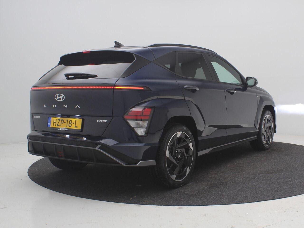 Hyundai Kona Electric N Line Business 64,8 MY 26 / 3-Fase / Dodehoekdetectie / Warmtepomp / 19 Inch / Navigatie / SoH 100% / Long range / LED verlichting /