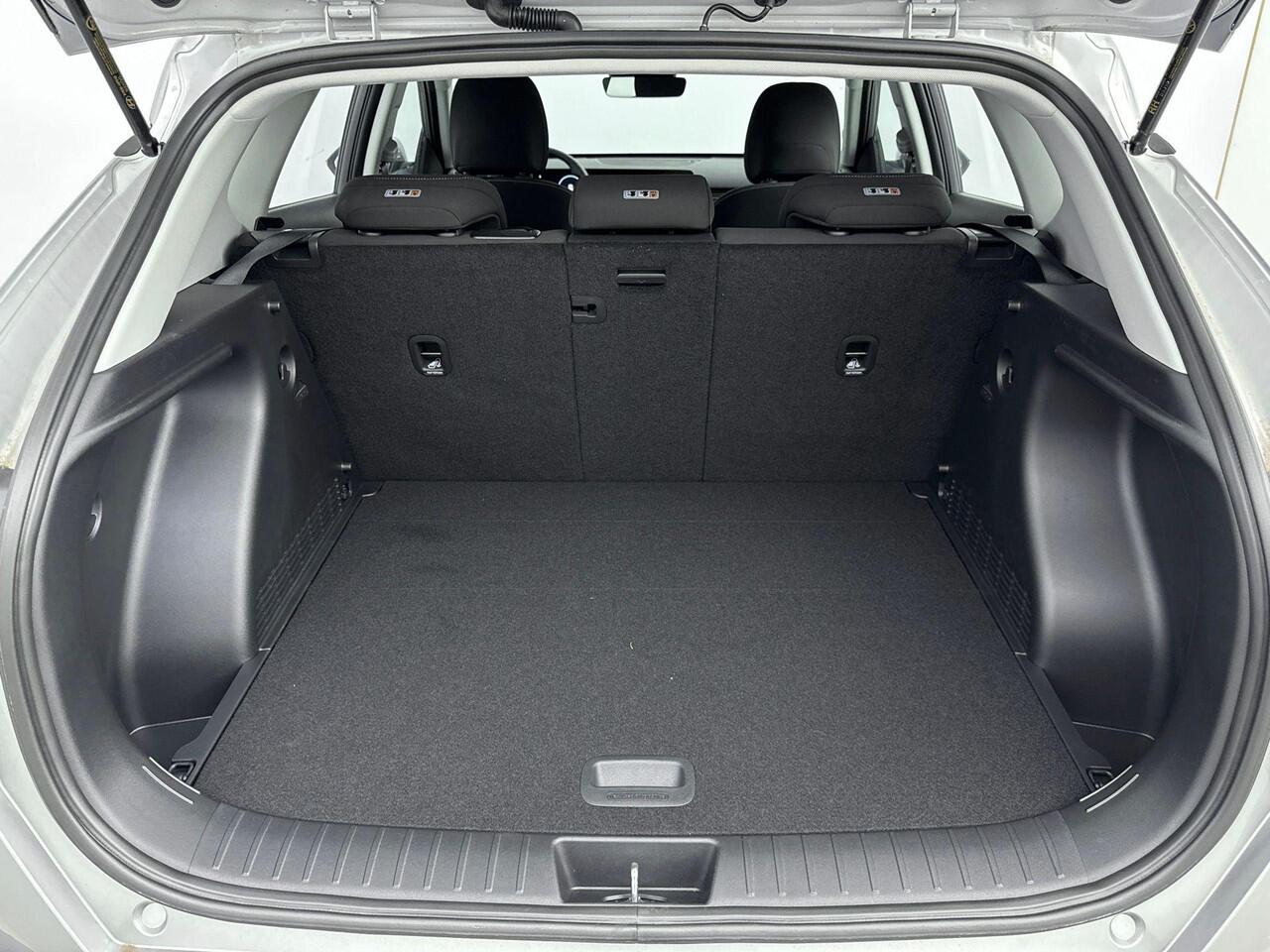 Hyundai Kona Electric Comfort 65.4 kWh | Warmtepomp | BTW auto