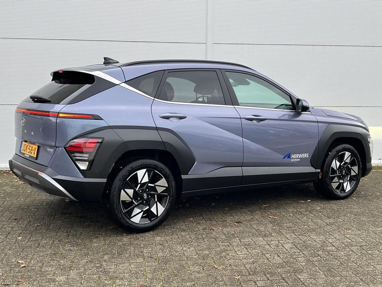Hyundai Kona 1.6 GDI HEV Premium / Navigatie / Apple Carplay/Android Auto / Stoelen en stuurwiel verwarmd (Voor & achter) / Lederen bekleding /