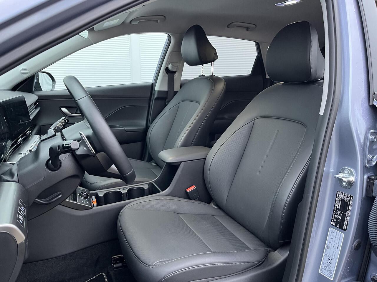 Hyundai Kona 1.6 GDI HEV Premium / Navigatie / Apple Carplay/Android Auto / Stoelen en stuurwiel verwarmd (Voor & achter) / Lederen bekleding /