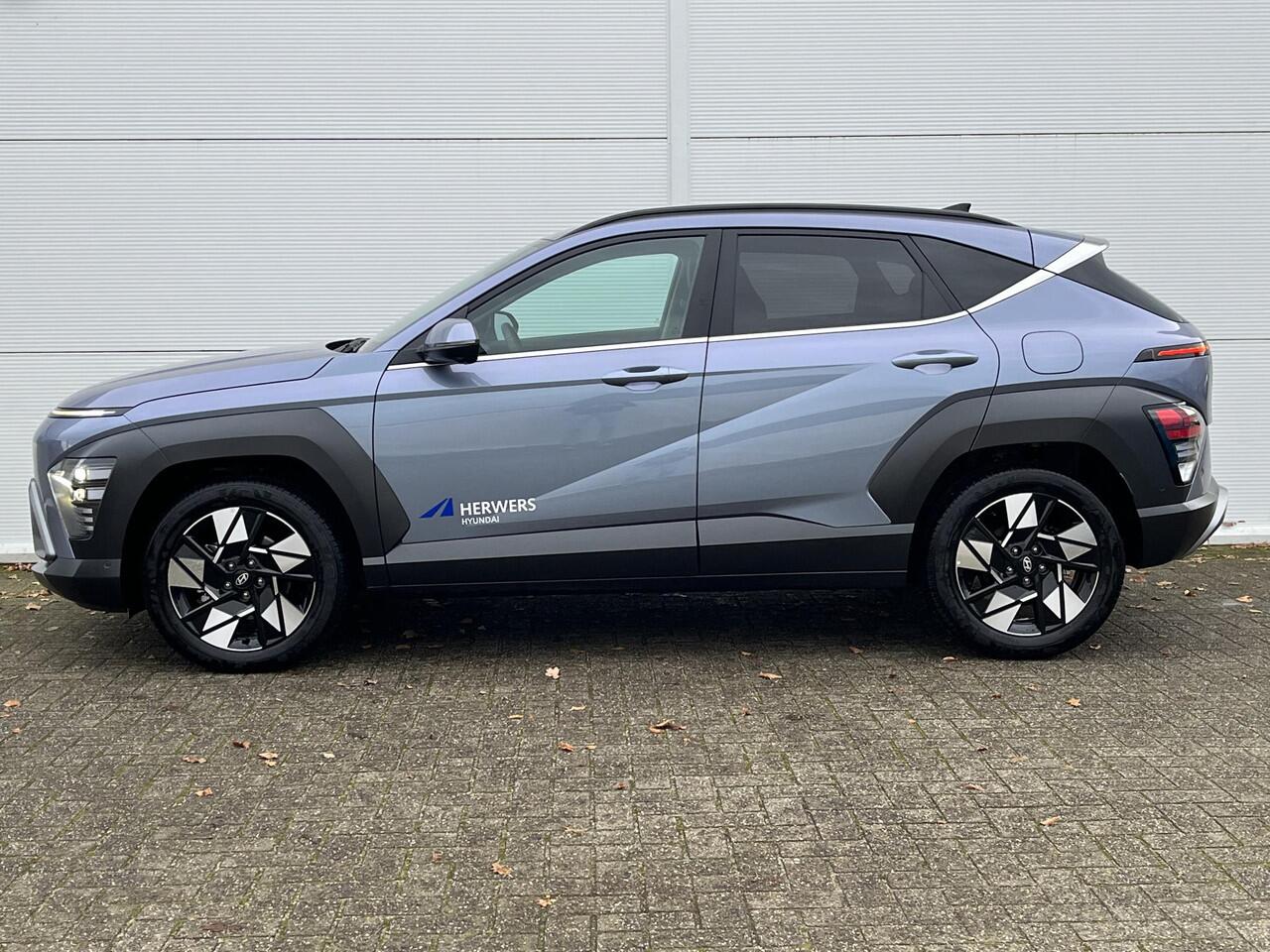 Hyundai Kona 1.6 GDI HEV Premium / Navigatie / Apple Carplay/Android Auto / Stoelen en stuurwiel verwarmd (Voor & achter) / Lederen bekleding /