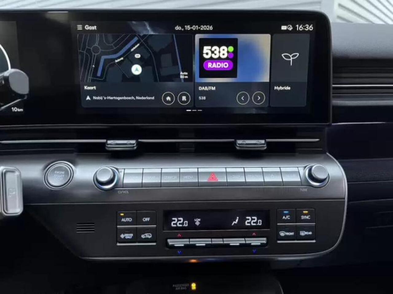 Hyundai Kona 1.6 GDI HEV Premium Sky | Zonnedak | Rijklaarprijs! | Elektrisch verstelbare stoelen | 360 Camera |