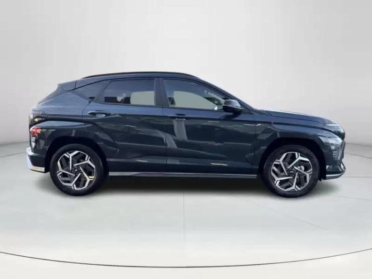 Hyundai Kona 1.6 GDI HEV N Line | Rijklaarprijs! | Speciale Korting | Elektrisch verstelbare stoelen | Alcantara leer | 360 camera |