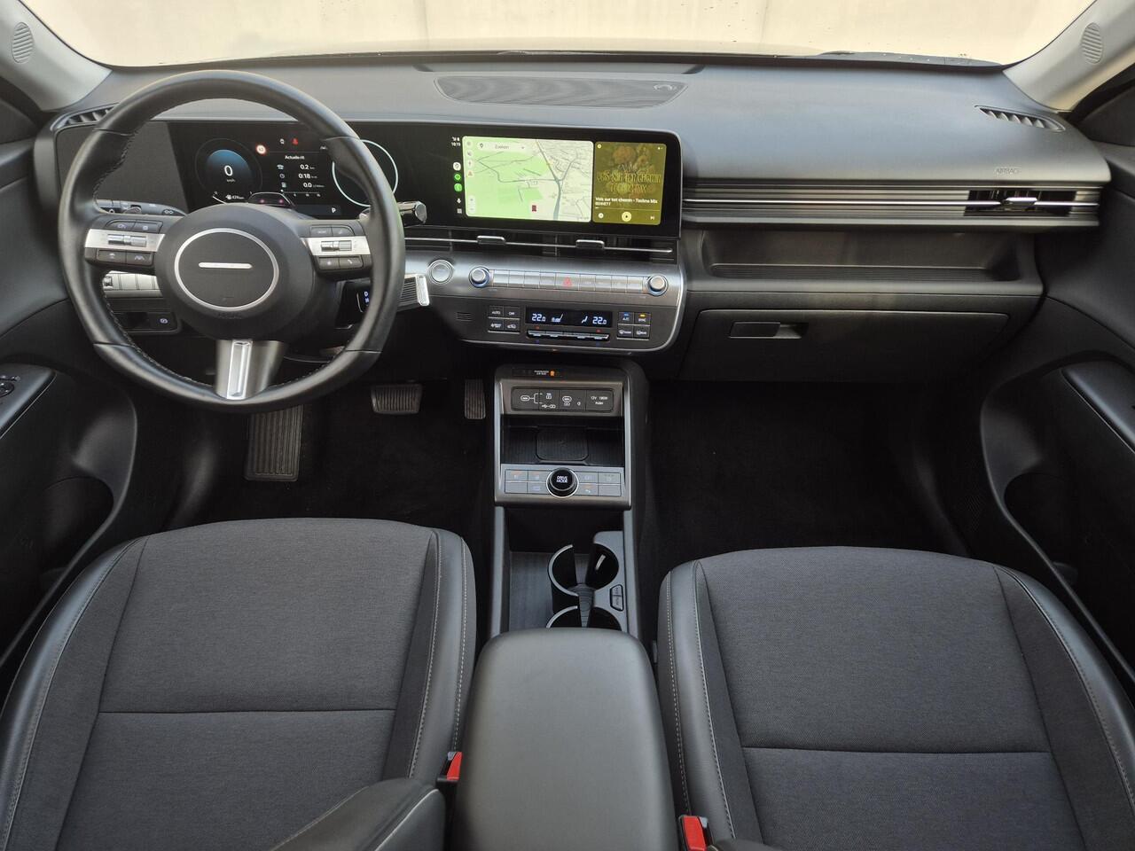 Hyundai Kona 1.6 GDI HEV Comfort Smart Automaat / Stuur- & Stoel verwarming / Achteruitrijcamera / Apple Carplay Android Auto / Keyless Entry/Start / Adaptief cruise control / Draadloze telefoon lader / Climate control /