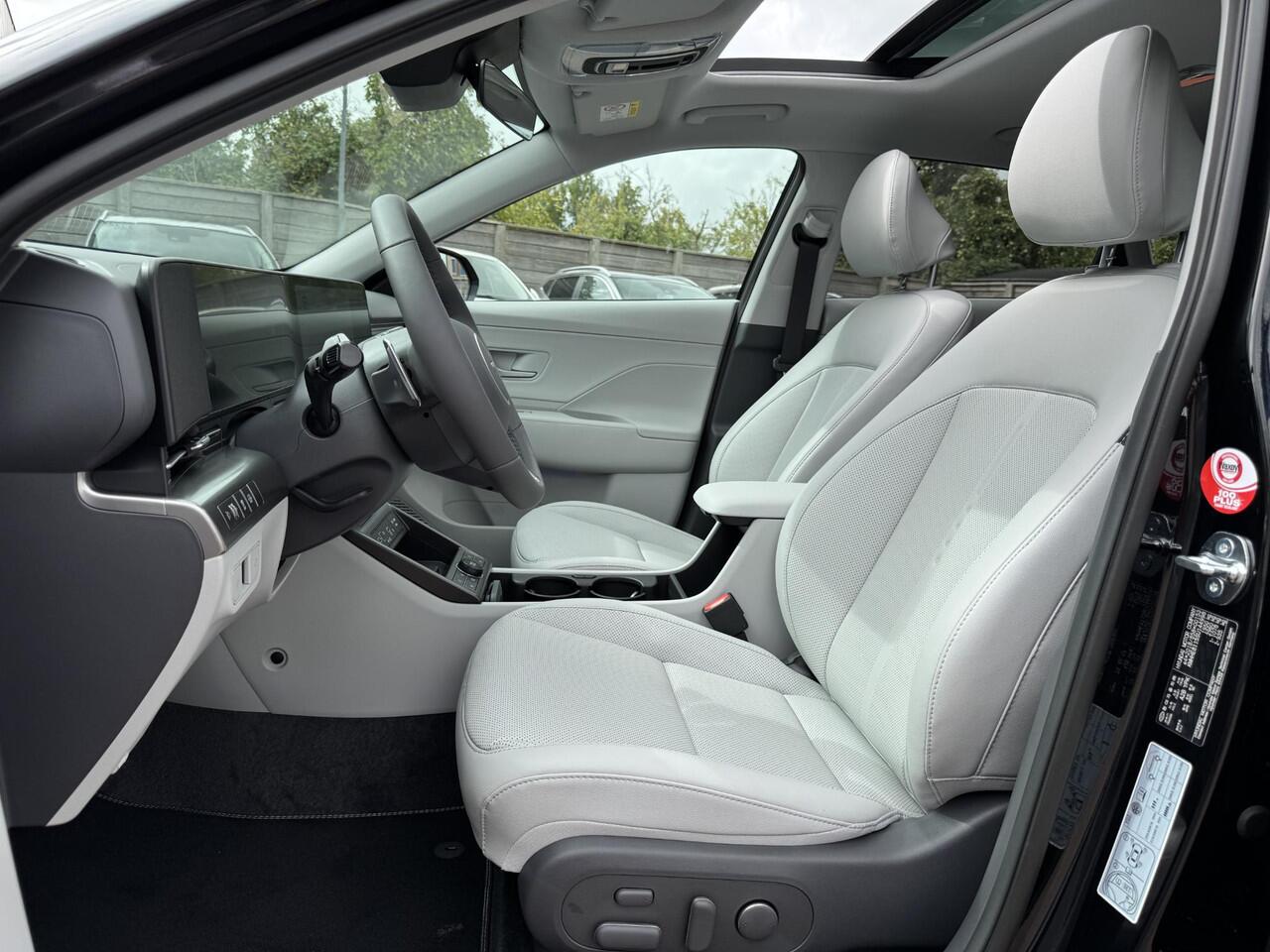 Hyundai Kona 1.6 GDI HEV Premium Sky