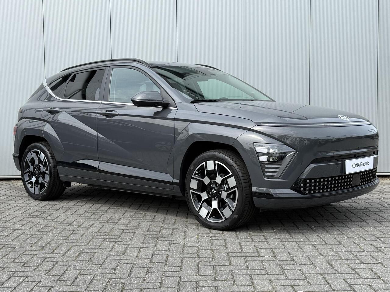 Hyundai Kona Electric Premium 65.4 kWh / Leder / Climate Control / Adaptive Cruise Control / 360 Camera / Stoel- & Stuurverwarming / Stoelverkoeling / navigatie /