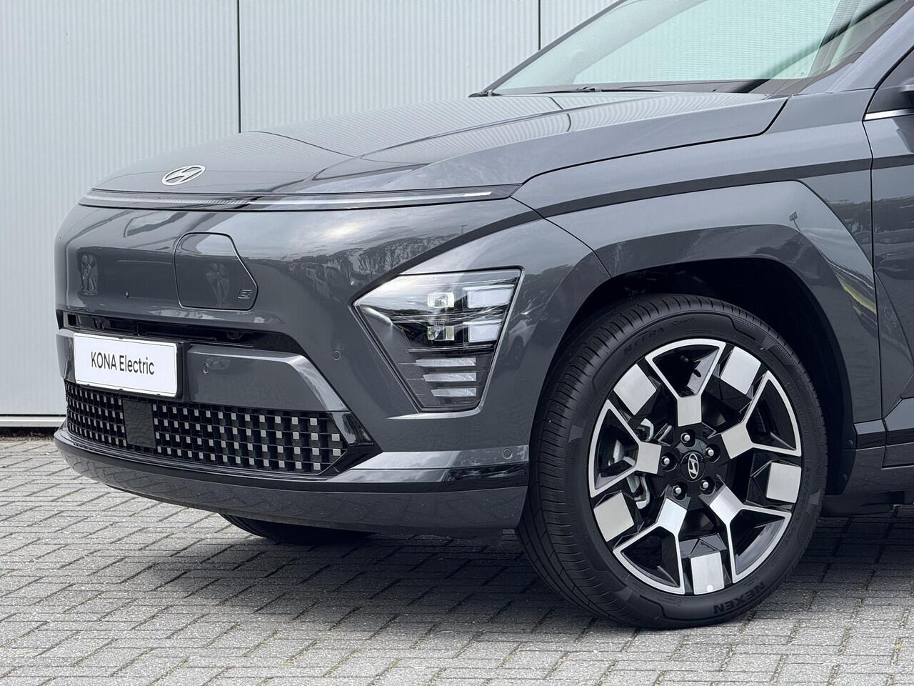 Hyundai Kona Electric Premium 65.4 kWh / Leder / Climate Control / Adaptive Cruise Control / 360 Camera / Stoel- & Stuurverwarming / Stoelverkoeling / navigatie /