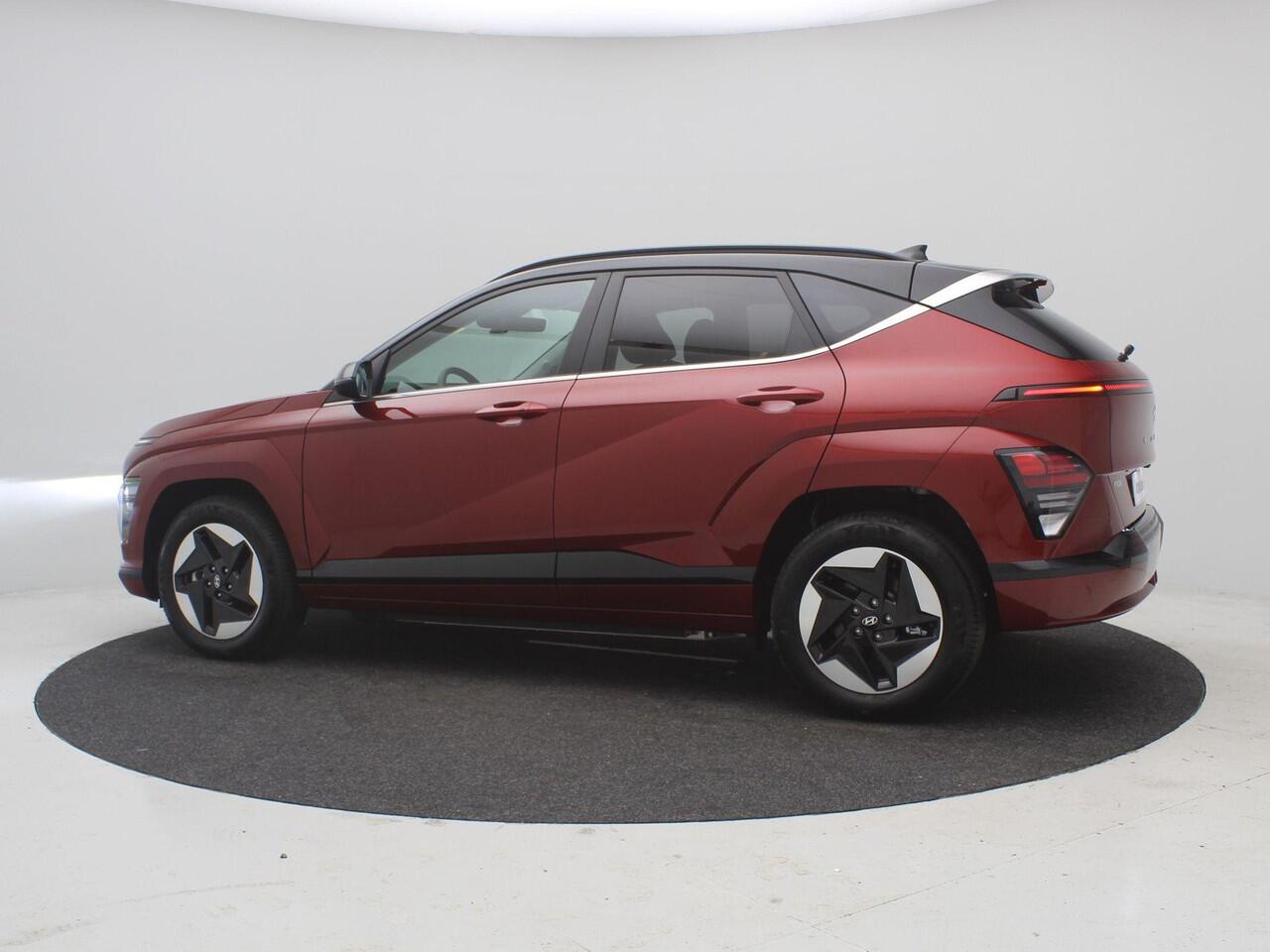Hyundai Kona Electric Comfort Smart 65.4 kWh + WVB / ¤ 3.000,- Voordeel Op Nieuwprijs / Rijklaarprijs / Direct Leverbaar / Navigatie / Blind-Spot Collision-Avoidance Assist / Adaptieve Cruise Control / Warmtepomp /