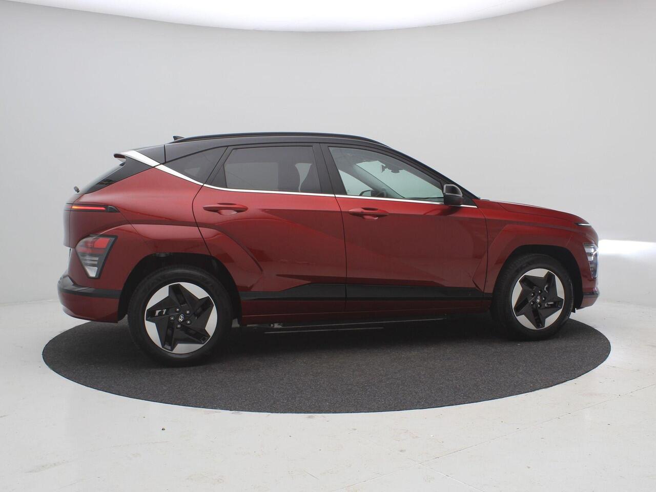Hyundai Kona Electric Comfort Smart 65.4 kWh + WVB / ¤ 3.000,- Voordeel Op Nieuwprijs / Rijklaarprijs / Direct Leverbaar / Navigatie / Blind-Spot Collision-Avoidance Assist / Adaptieve Cruise Control / Warmtepomp /