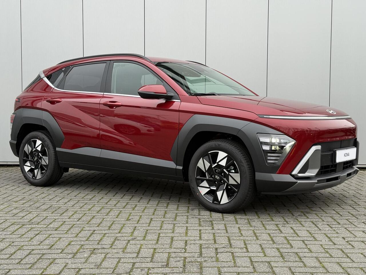 Hyundai Kona 1.6 GDI HEV Comfort Smart / 2.500 Voordeel / Stoel- & Stuurverwarming / Achteruitrijcamera / Digitaal Dashboard / 18 Inch /