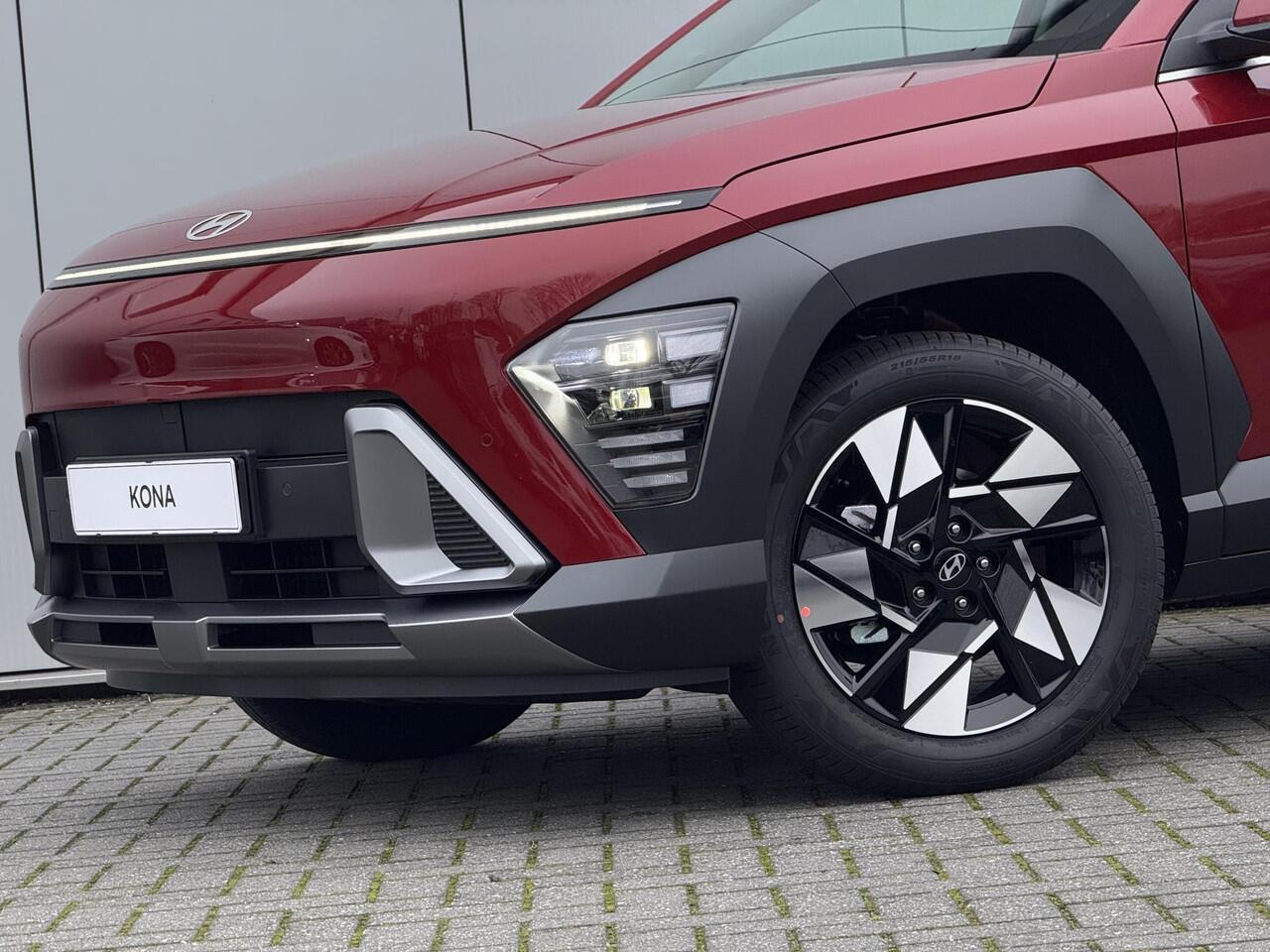 Hyundai Kona 1.6 GDI HEV Comfort Smart / 2.500 Voordeel / Stoel- & Stuurverwarming / Achteruitrijcamera / Digitaal Dashboard / 18 Inch /
