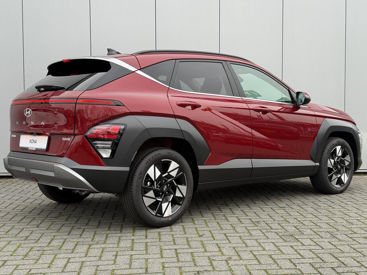 Hyundai Kona 1.6 GDI HEV Comfort Smart / 2.500 Voordeel / Stoel- & Stuurverwarming / Achteruitrijcamera / Digitaal Dashboard / 18 Inch /