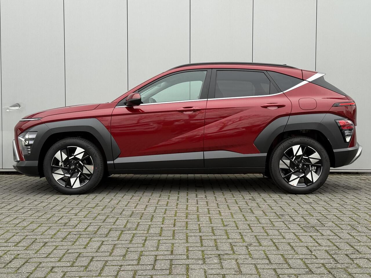 Hyundai Kona 1.6 GDI HEV Comfort Smart / 2.500 Voordeel / Stoel- & Stuurverwarming / Achteruitrijcamera / Digitaal Dashboard / 18 Inch /