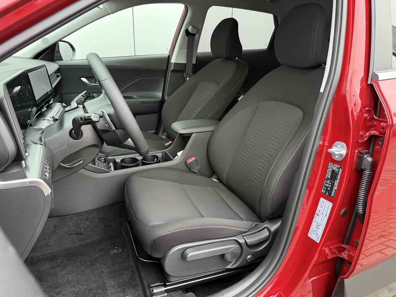 Hyundai Kona 1.6 GDI HEV Comfort Smart / 2.500 Voordeel / Stoel- & Stuurverwarming / Achteruitrijcamera / Digitaal Dashboard / 18 Inch /