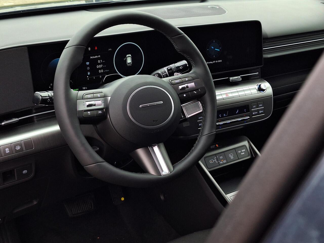 Hyundai Kona 1.6 GDI HEV Comfort Smart | Uit voorraad leverbaar! | Stoel/Stuurverwarming | Adaptive Cruise Control | Active Lane Keeping | Achteruitrij Camera | Elektrische Achterklep | Dodehoekdetectie |