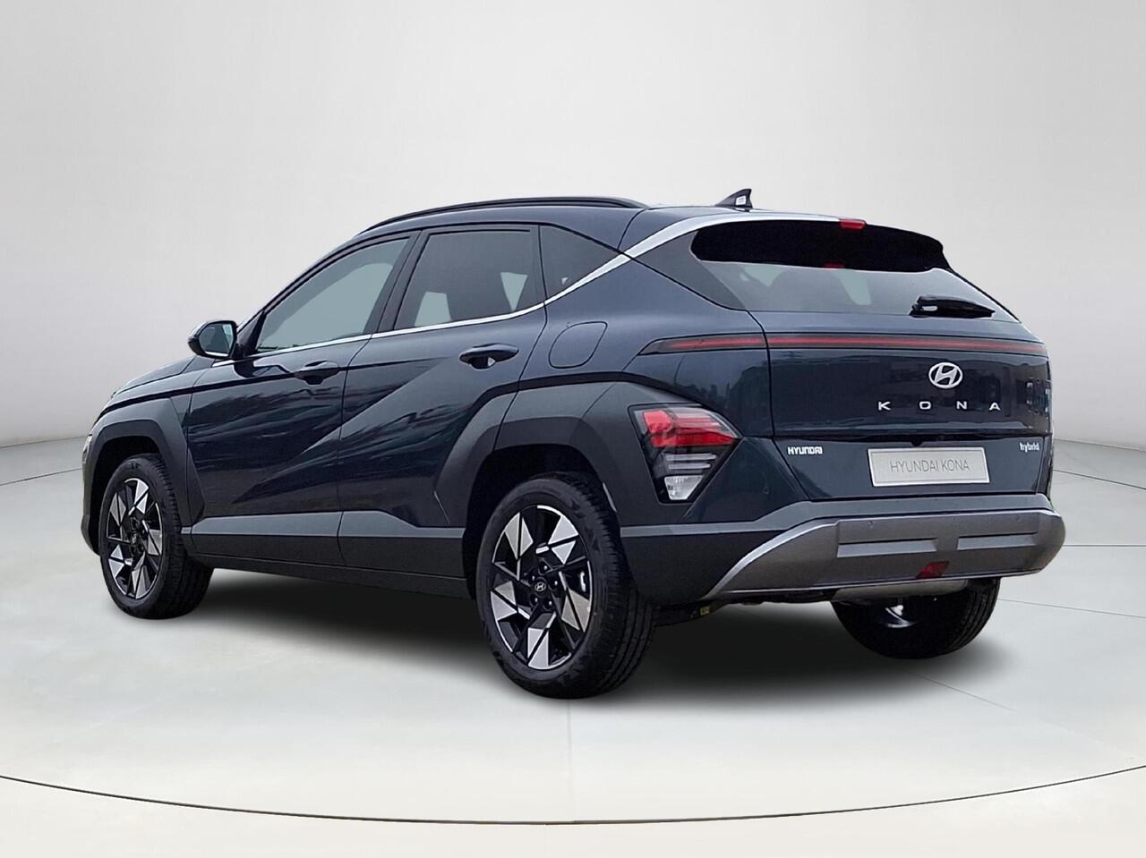 Hyundai Kona 1.6 GDI HEV Comfort Smart | Uit voorraad leverbaar! | Stoel/Stuurverwarming | Adaptive Cruise Control | Active Lane Keeping | Achteruitrij Camera | Elektrische Achterklep | Dodehoekdetectie |