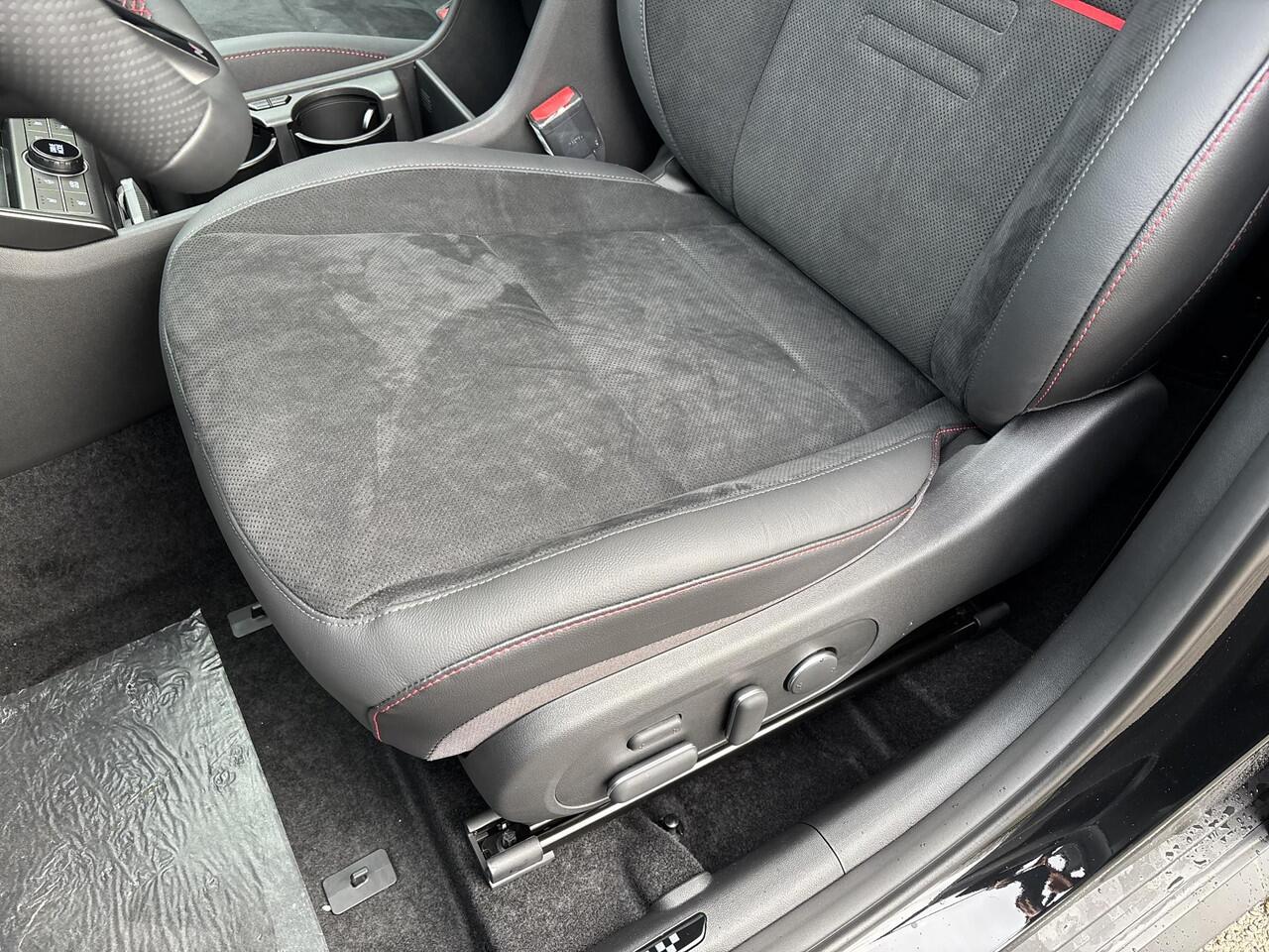 Hyundai Kona 1.6 GDI HEV N Line | Uit voorraad leverbaar! | 360 graden camera | Keyless entry en start | Stoel en stuurverwarming | Stoelventilatie | achterbank verwarmd | Adaptieve Cruise control | Parkeersensoren voor en achter |