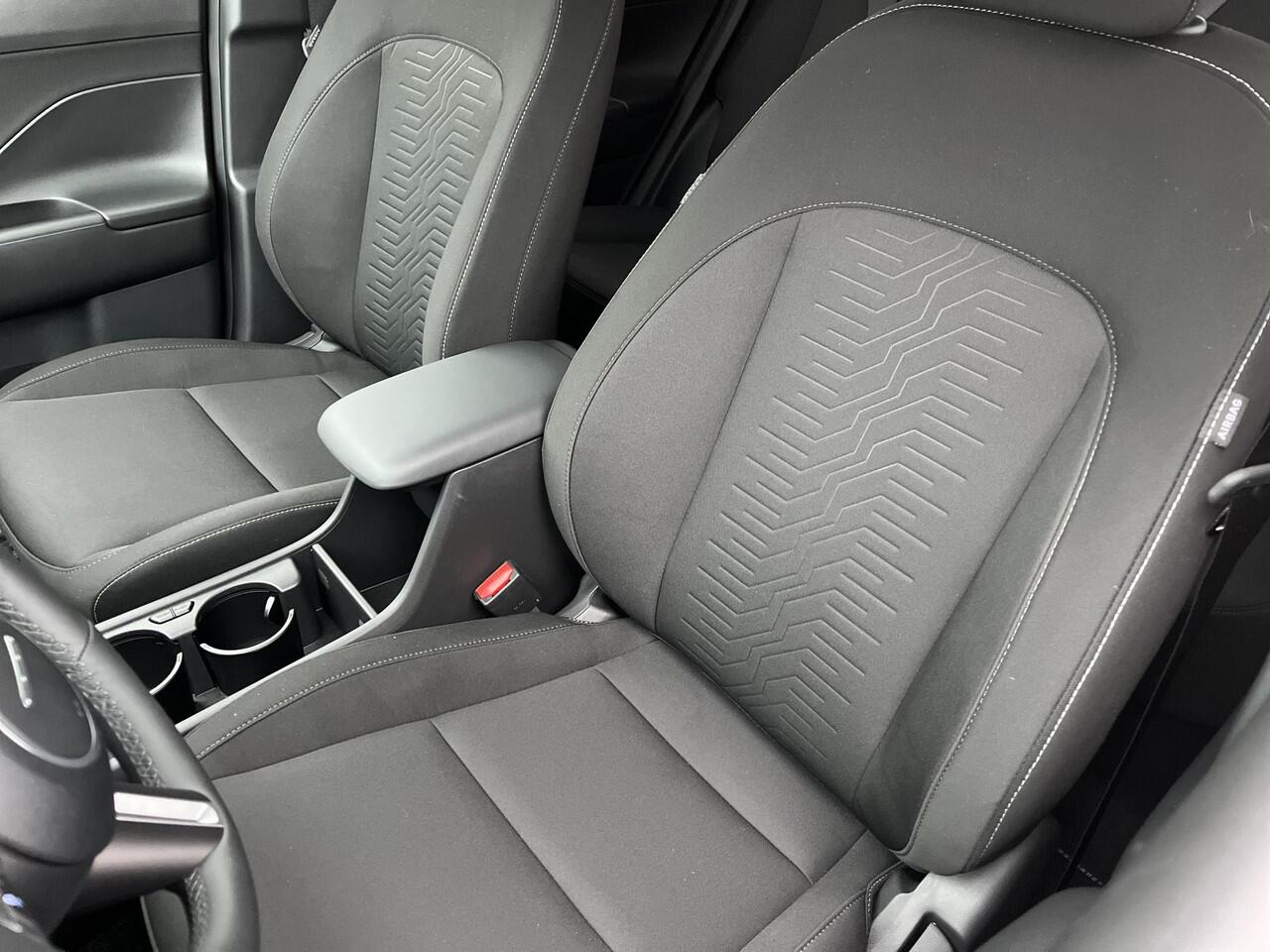 Hyundai Kona 1.6 GDI HEV Comfort Smart | Rijklaarprijs! | Apple CarPlay/Android Auto | Adaptief Cruise Control | Navigatie | Achteruitrijcamera met parkeersensoren |