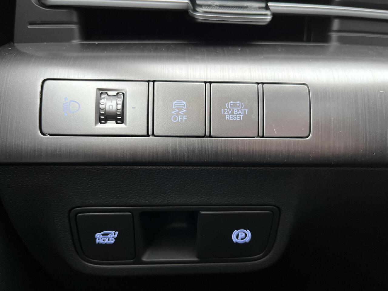 Hyundai Kona 1.6 GDI HEV Comfort Smart | Rijklaarprijs! | Apple CarPlay/Android Auto | Adaptief Cruise Control | Navigatie | Achteruitrijcamera met parkeersensoren |