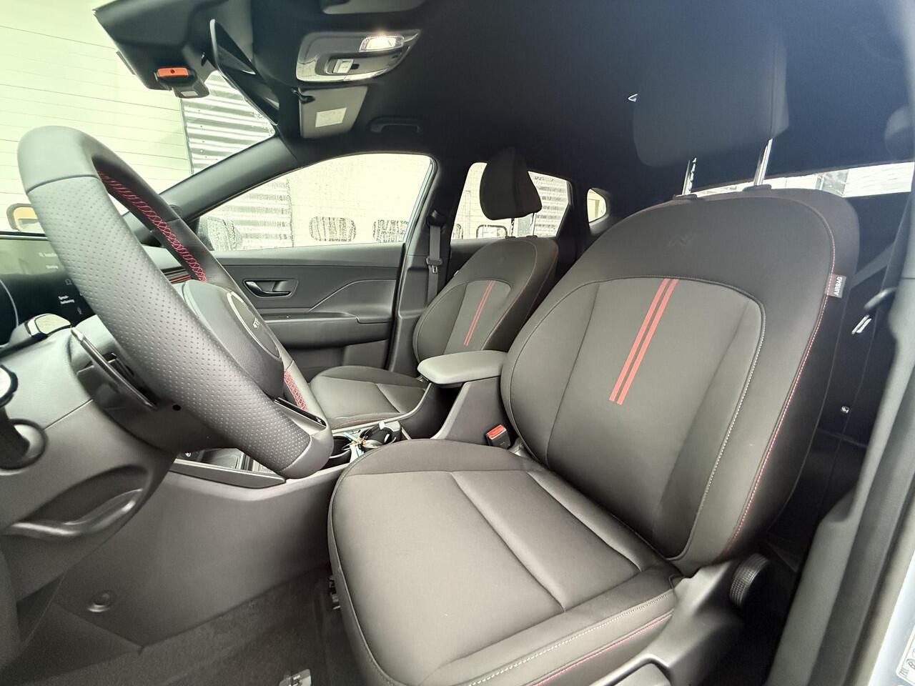 Hyundai Kona Electric N Line Business 64.8 kWh | Navigatie | Achteruitrijcamera | Stoelverwarming | Stuurverwarming | N-Line pakket | Apple Carplay/Android Auto |