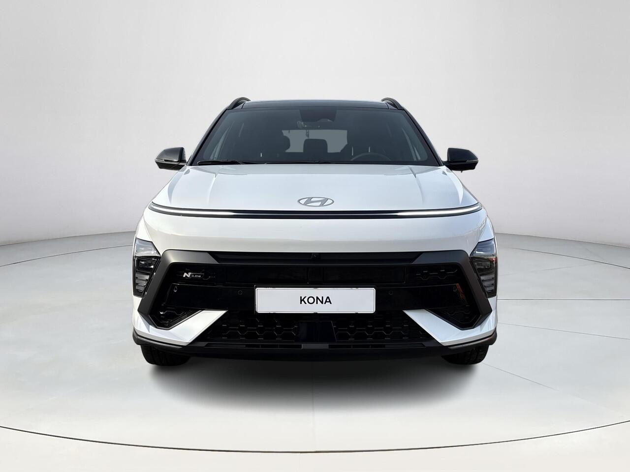 Hyundai Kona 1.6 GDI HEV N Line Sky | Uit voorraad leverbaar! | Schuif- Kanteldak | Apple Carplay/Android Auto | 360 graden camera | Elektrische achterklep | Stoelverwarming/verkoeling | Adaptief Cruise Control |