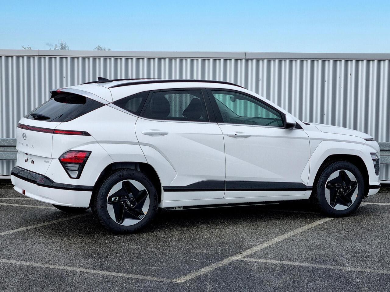 Hyundai Kona Electric Comfort Smart 65.4 kWh WVB / Navigatie / Blind-Spot Collision-Avoidance Assist / Adaptieve Cruise Control