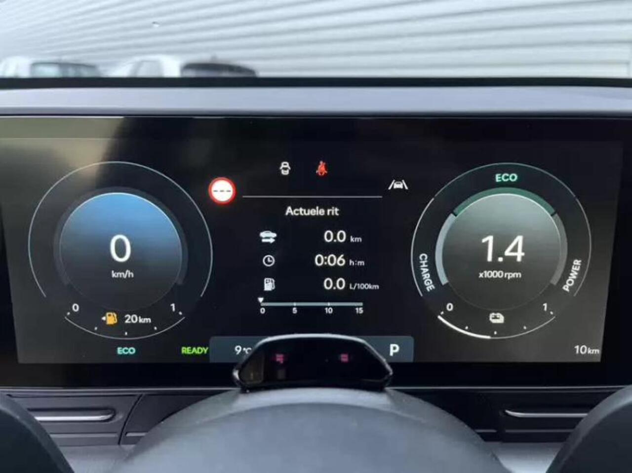 Hyundai Kona 1.6 GDI HEV Premium Sky | Zonnedak | Rijklaarprijs! | Elektrisch verstelbare stoelen | 360 camera | Apple CarPlay/Android Auto |