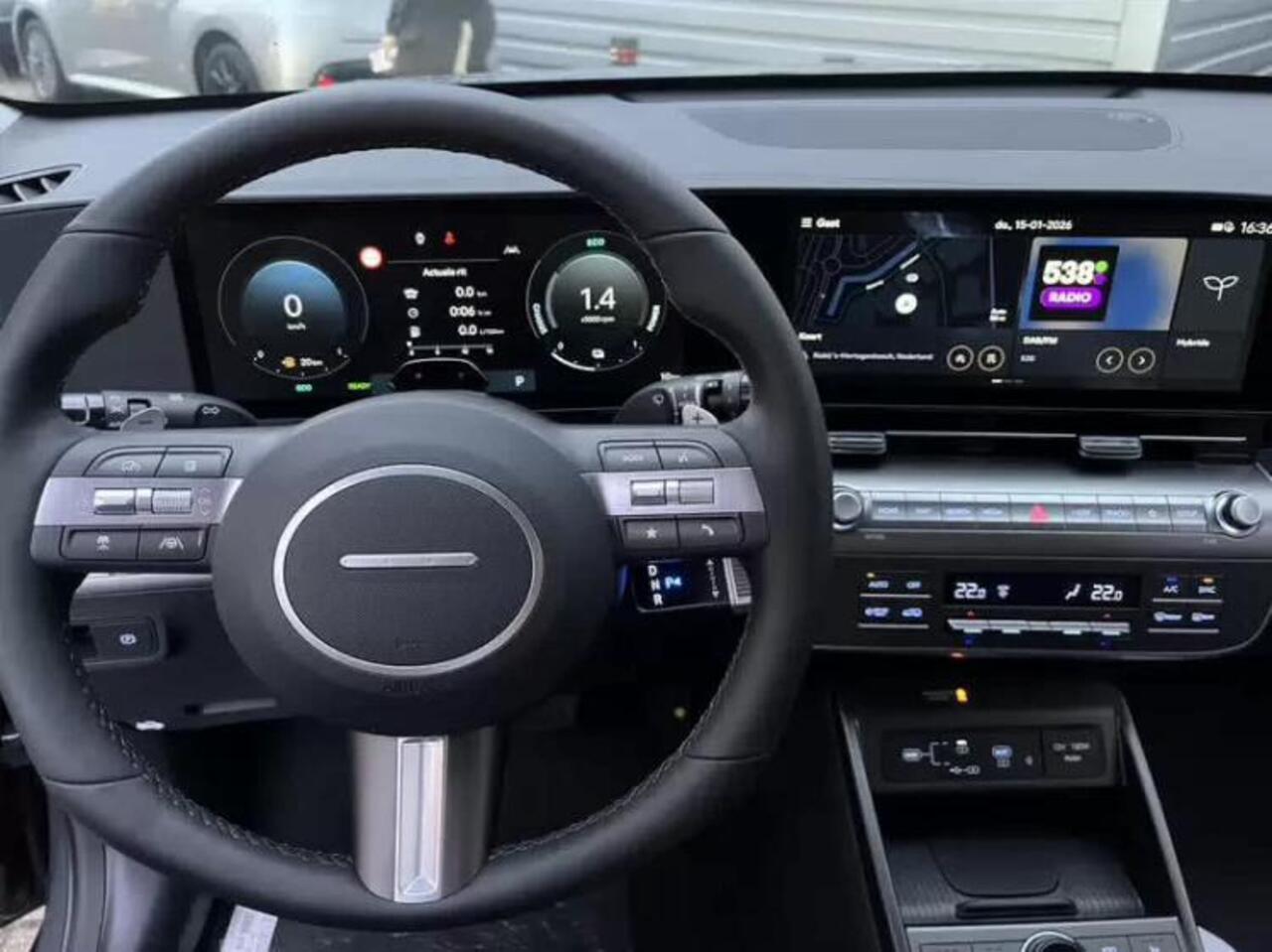 Hyundai Kona 1.6 GDI HEV Premium Sky | Zonnedak | Rijklaarprijs! | Elektrisch verstelbare stoelen | 360 camera | Apple CarPlay/Android Auto |