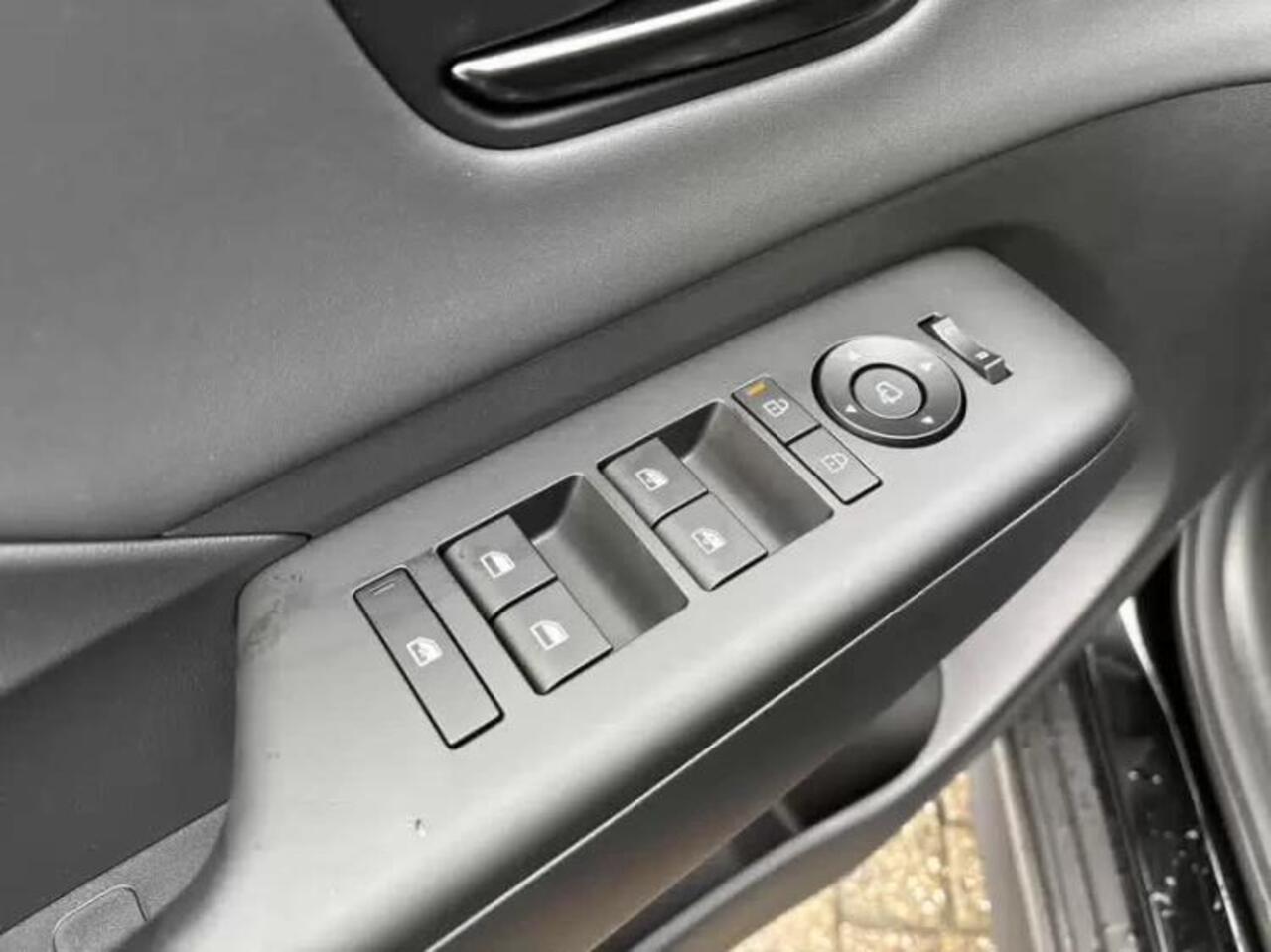 Hyundai Kona 1.6 GDI HEV N Line | Rijklaarprijs! | Speciale Korting | Alcantara Leer | 360 Camera |