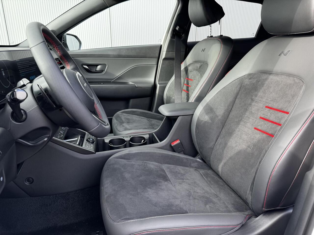 Hyundai Kona 1.6 GDI HEV N Line / nieuw uit voorraad / Modeljaar 2026 / 18" Lm velgen / Led Koplampen / 360 camera / rijklaar 40.648 /