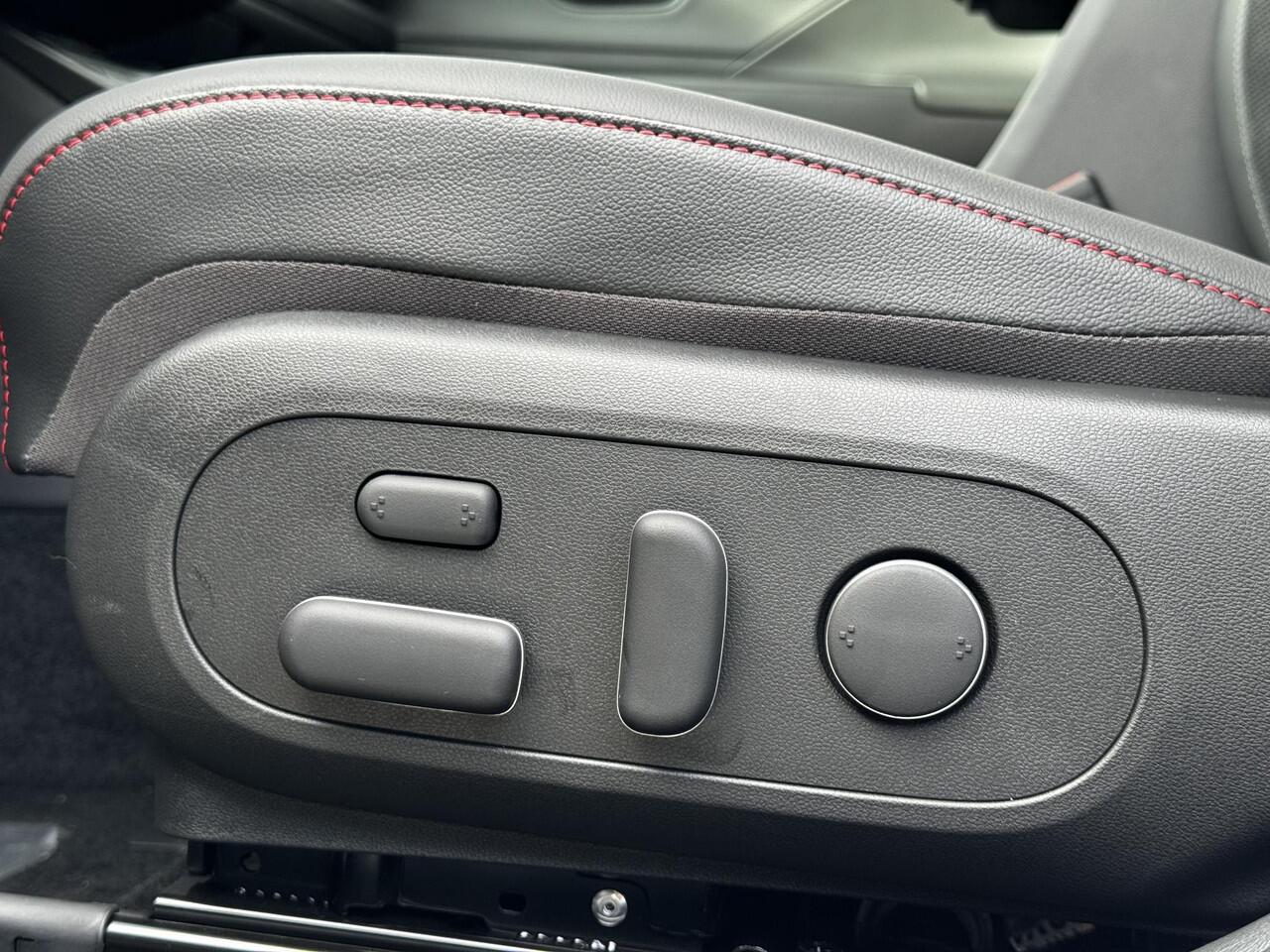 Hyundai Kona 1.6 GDI HEV N Line / nieuw uit voorraad / Modeljaar 2026 / 18" Lm velgen / Led Koplampen / 360 camera / rijklaar 40.648 /