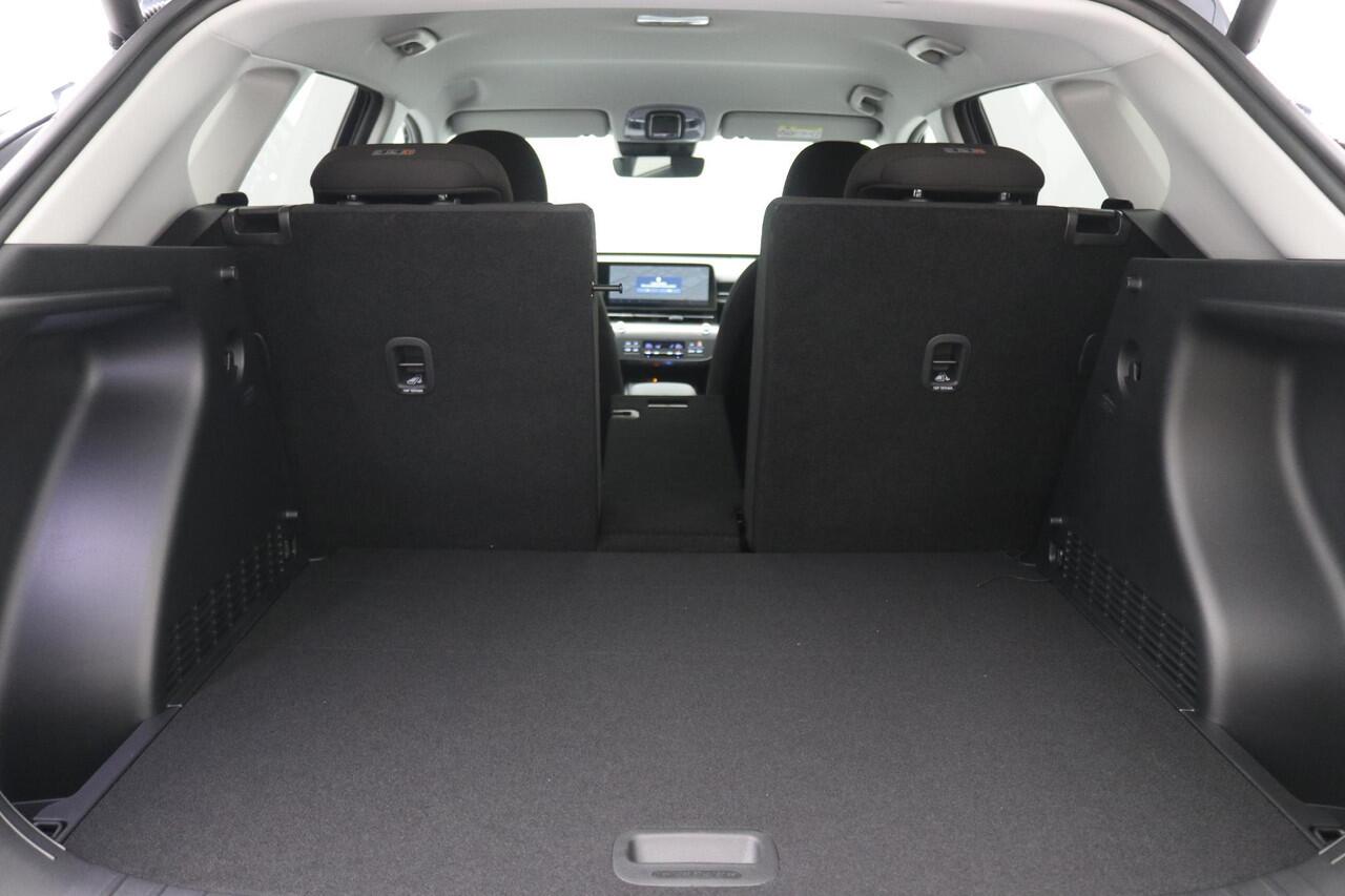 Hyundai Kona 1.6 GDI HEV Comfort Smart / ¤ 2500,- Voordeel / Rijklaarprijs / Direct Leverbaar / Navigatie / 18" LMV / Adaptieve Cruise Control / Parkeersensoren voor en achter