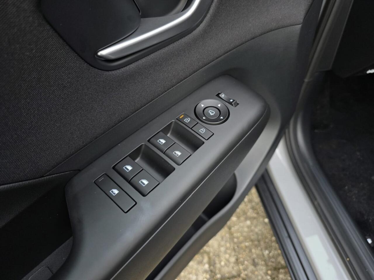 Hyundai Kona 1.6 GDI HEV COMF SMART/ADAPTIEF/CLIMA