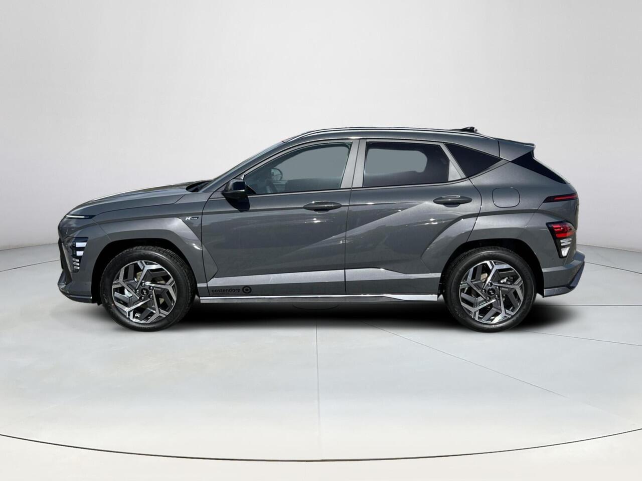 Hyundai Kona 1.6 GDI HEV N Line Sky | Apple Carplay / Android Auto | 360 graden camera | Stoel Verwarming / Koeling | Stuur Verwarming | Schuif / Kanteldak | LED-Verlichting | Elektrische Kofferbak |