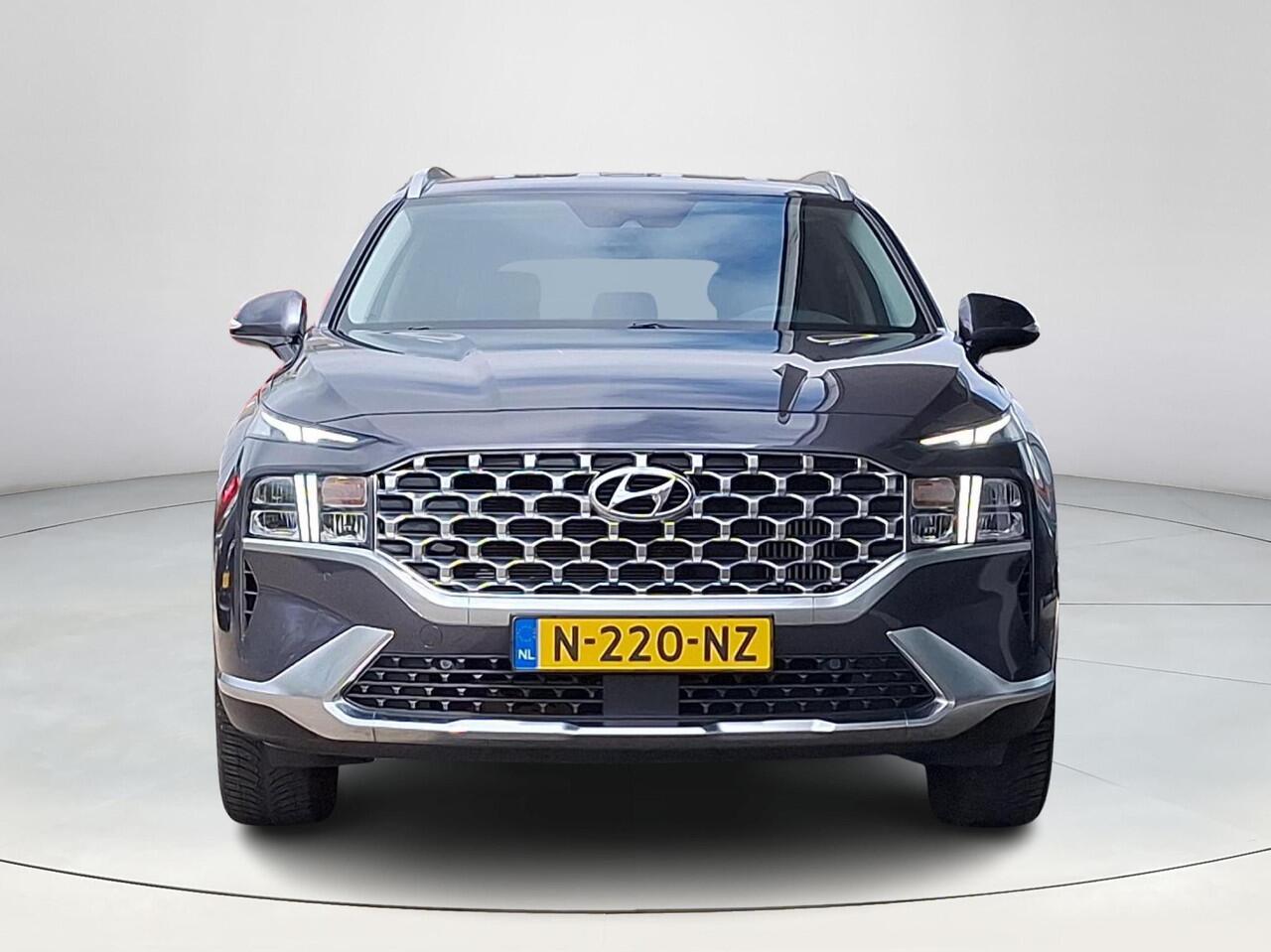 Hyundai SANTA FE 1.6 T-GDI HEV Comfort Smart | Apple Carplay/Android Auto | Adaptief Cruise Control | Achteruitrijcamera | Elektrische stoelen | Stoelverwarming |