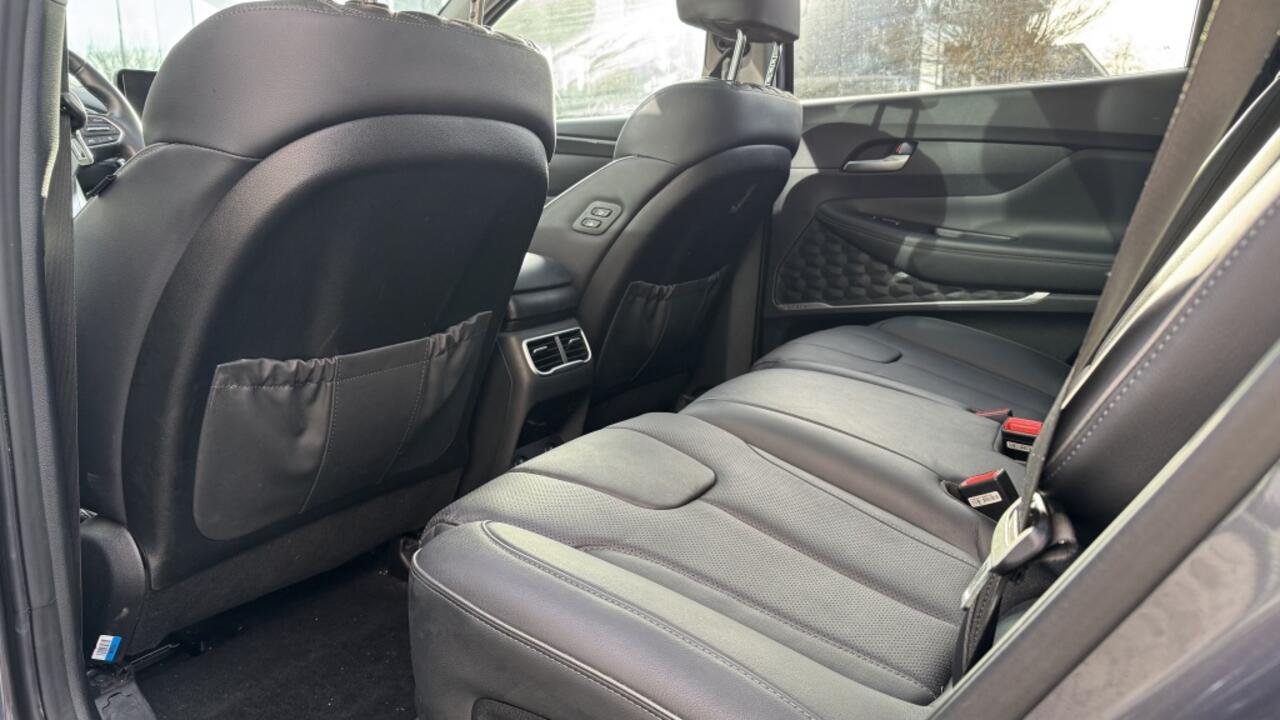 Hyundai SANTA FE 1.6 T-GDI PHEV 7p | Pano | Leer | HUD | Camera