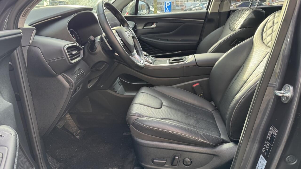 Hyundai SANTA FE 1.6 T-GDI PHEV 7p | Pano | Leer | HUD | Camera