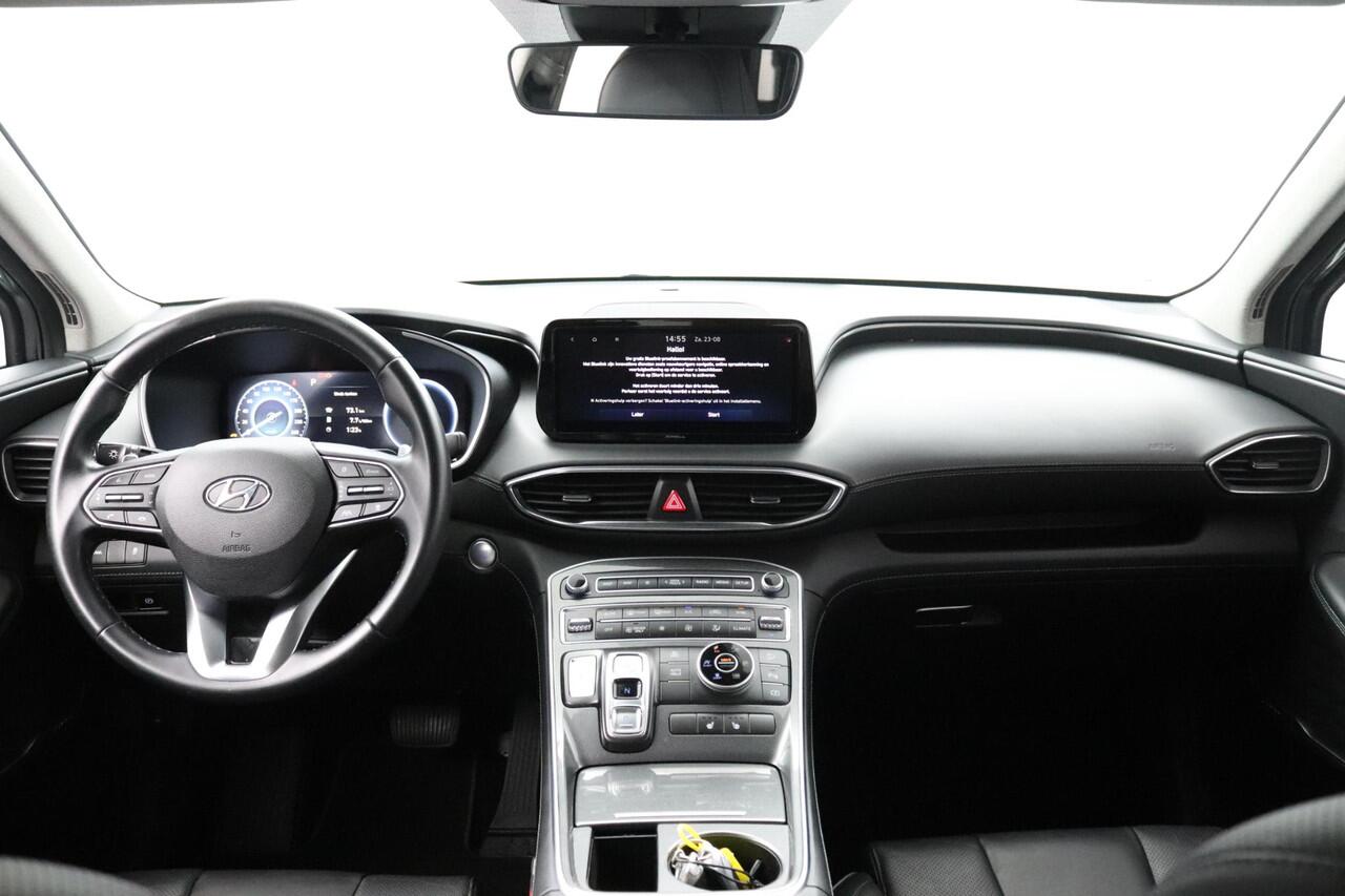 Hyundai SANTA FE 1.6 T-GDI PHEV Comfort Smart AWD |265PK| Trekhaak| Stoelverwarming| Premium Audio|