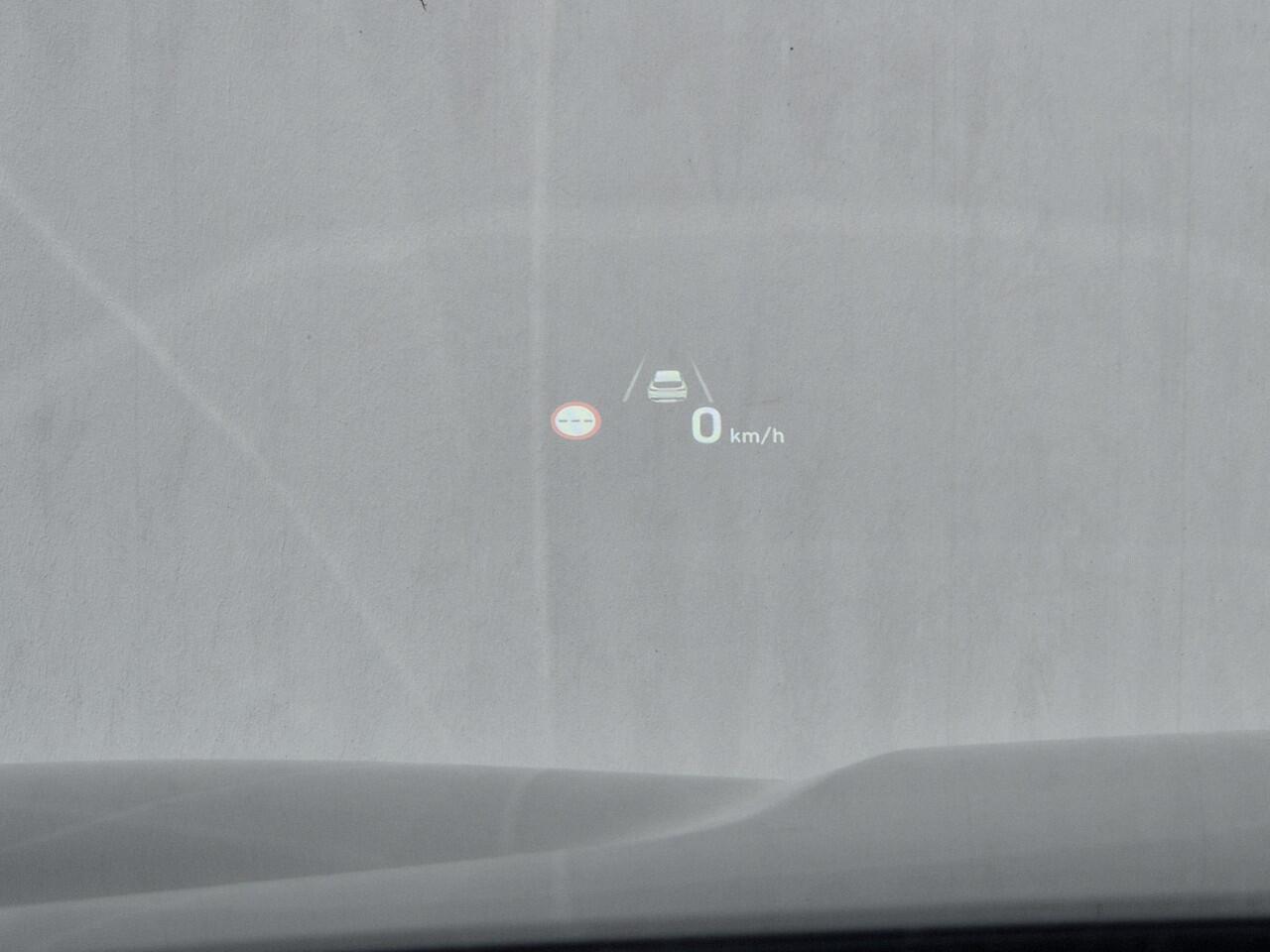 Hyundai SANTA FE 1.6 T-GDI PHEV Premium Plus Sky / tot 06-2027 Fabrieksgarantie / HUD / Glazen schuif- en kanteldak / Luxe Lederen bekleding / Adaptief cruise control / Elektrische achterklep / Krell Premium Audio /