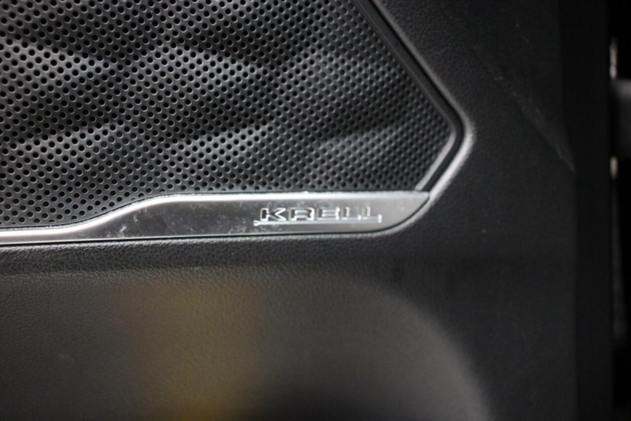 Hyundai SANTA FE 1.6 T-GDI PHEV Premium - Carplay, Navi, Leer, Camera, Stoelverw. Afn. Trekhaak