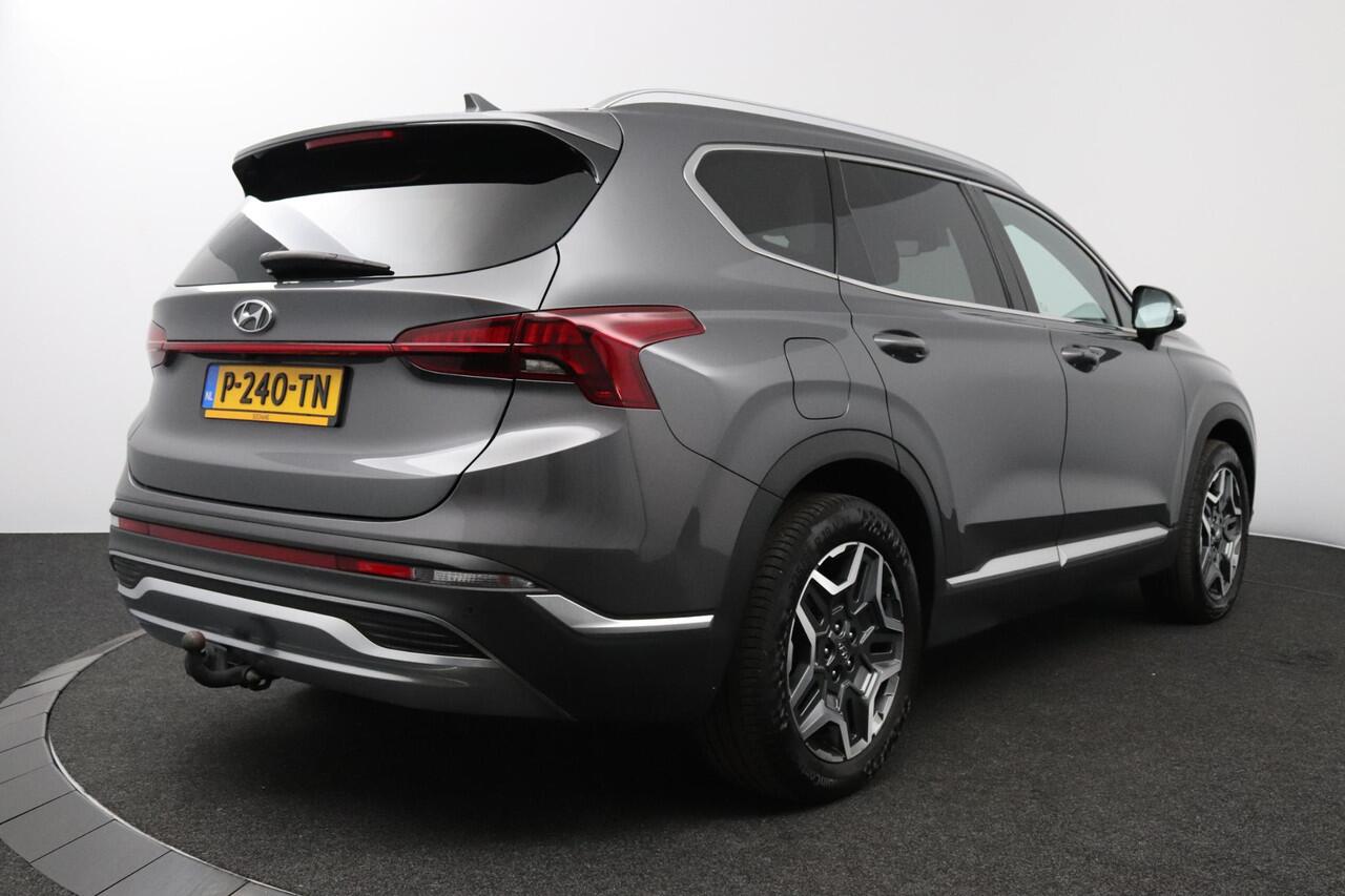 Hyundai SANTA FE 1.6 T-GDI PHEV Comfort Smart AWD | 265PK | Trekhaak | Stoelverwarming | Premium Audio |