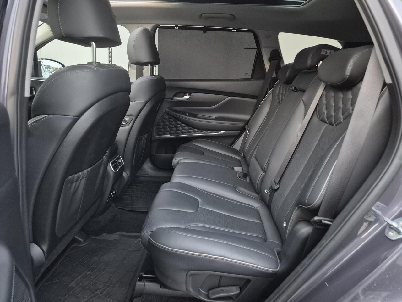 Hyundai SANTA FE 1.6 T-GDI PHEV Premium Sky 4WD Automaat / Fabrieksgarantie tot 08-2027 / Afneembare trekhaak 1.350 kg / Elektr. Panorama schuifdak / Elektr. stoelen en klep / Stoelventilatie / Stuur-, stoel- en achterbankverwarming /