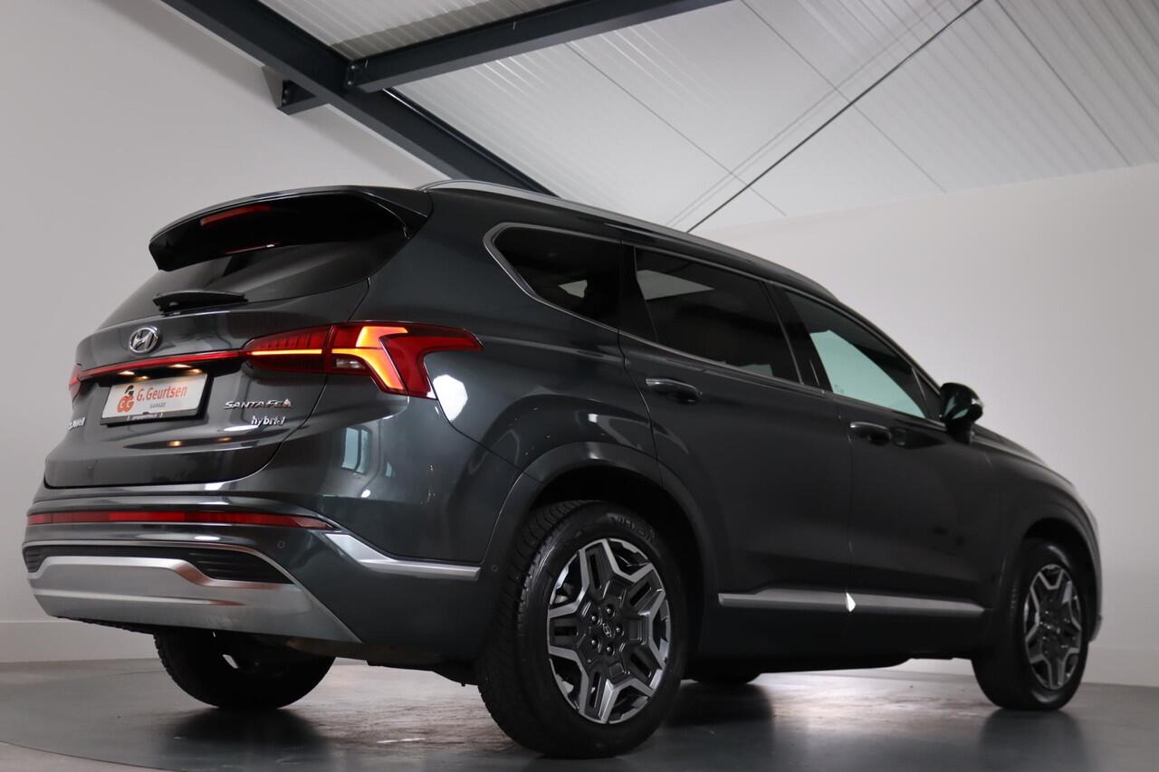 Hyundai SANTA FE 1.6 T-GDI HEV Premium Plus Sky 7-Persoons, Panoramadak, Volleder, 360Camera, Memory,
