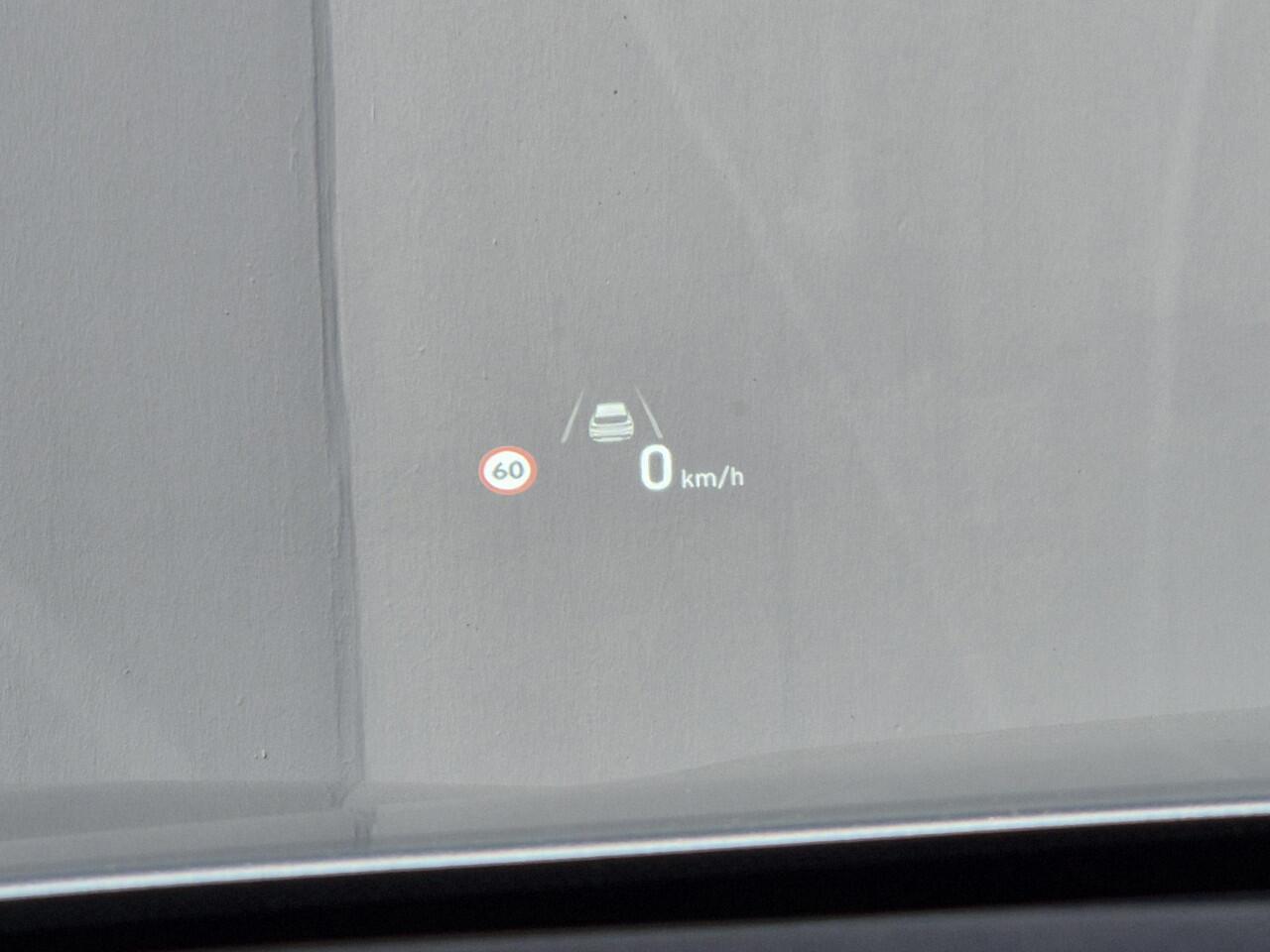 Hyundai SANTA FE 1.6 T-GDI PHEV Plug-in Premium Plus Sky Automaat / Apple Carplay Android Auto / HUD / Trekgewicht 1350 kg / Glazen schuif- en kanteldak / Elektrische achterklep / Rondomzicht camera / Adaptief CC /