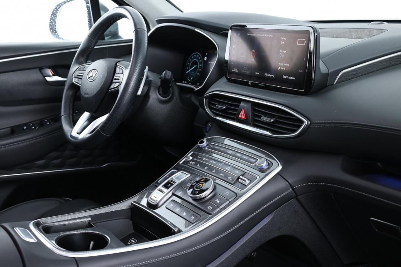 Hyundai SANTA FE 1.6 T-GDI PHEV Premium Sky | 7-Persoons | PANORAMADAK | LEDER | Full LED