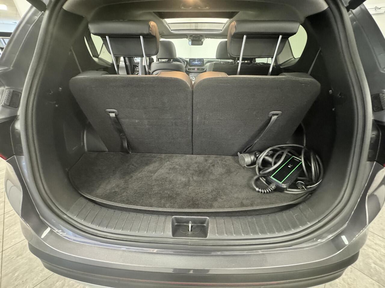 Hyundai SANTA FE 1.6 T-GDI PHEV Premium Sky 7 persoons | PANO | Camera | Fabr. garantie tot 07-2028