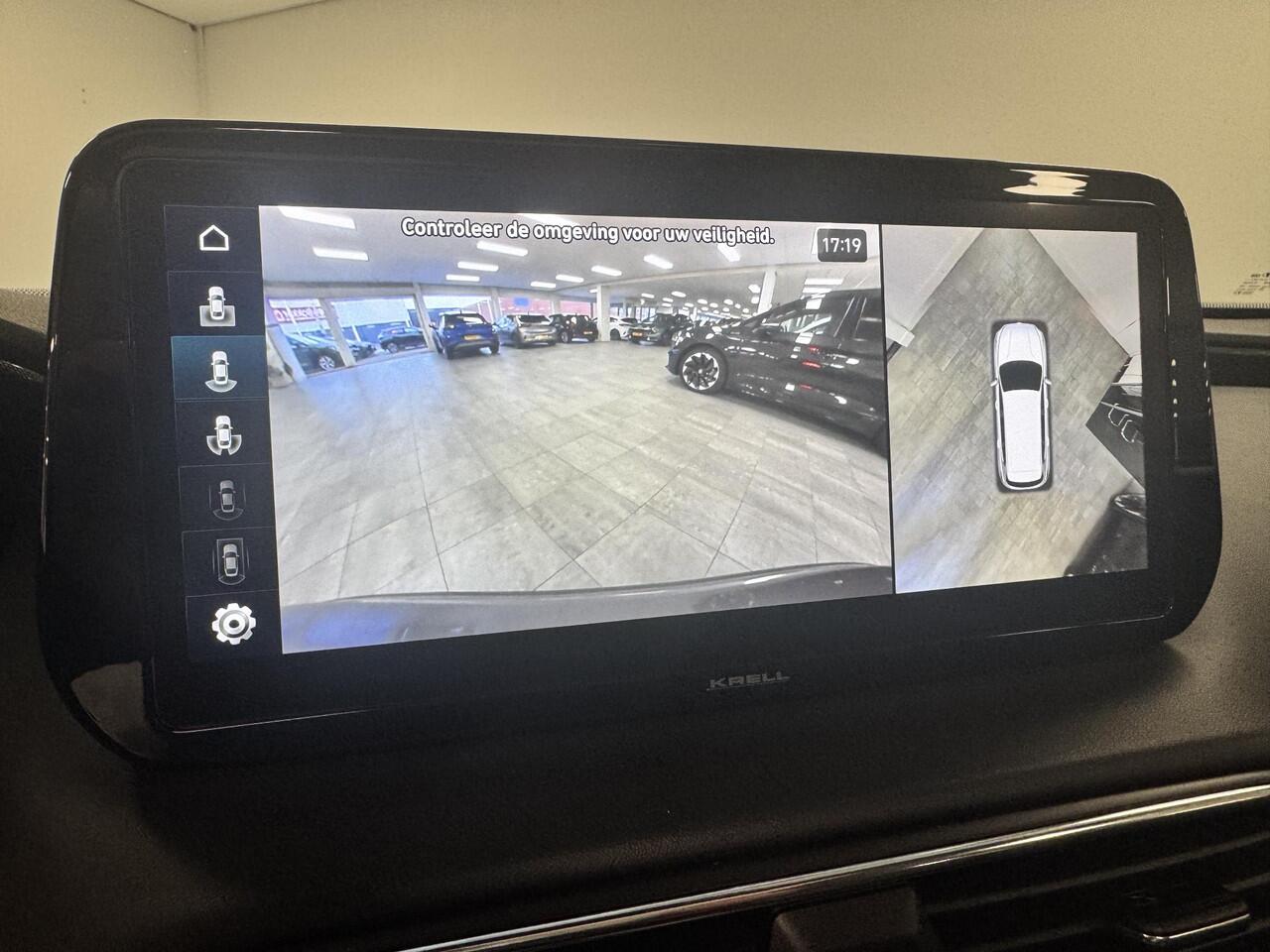 Hyundai SANTA FE 1.6 T-GDI PHEV Premium Sky 7 persoons | PANO | Camera | Fabr. garantie tot 07-2028