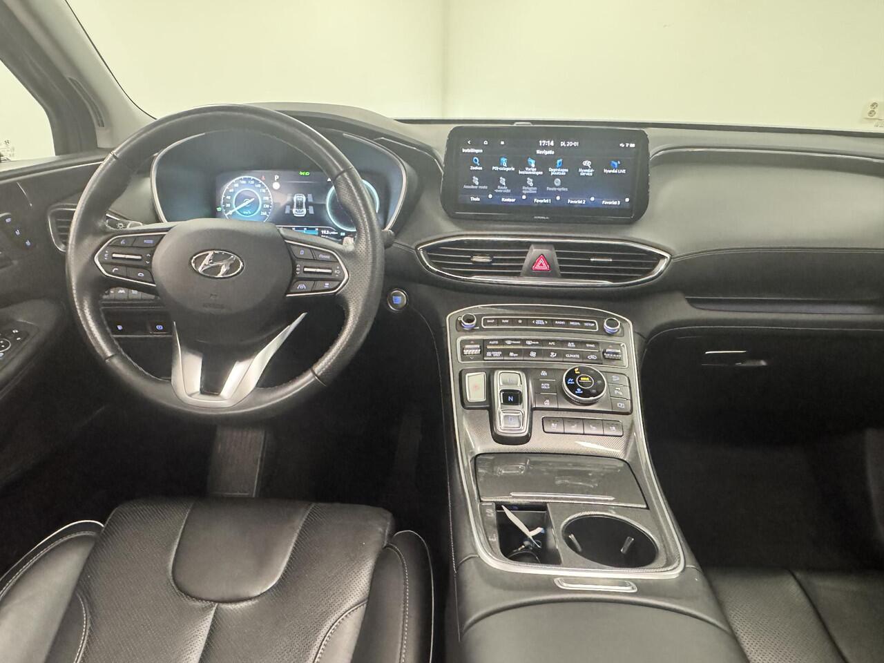 Hyundai SANTA FE 1.6 T-GDI PHEV Premium Sky 7 persoons | PANO | Camera | Fabr. garantie tot 07-2028